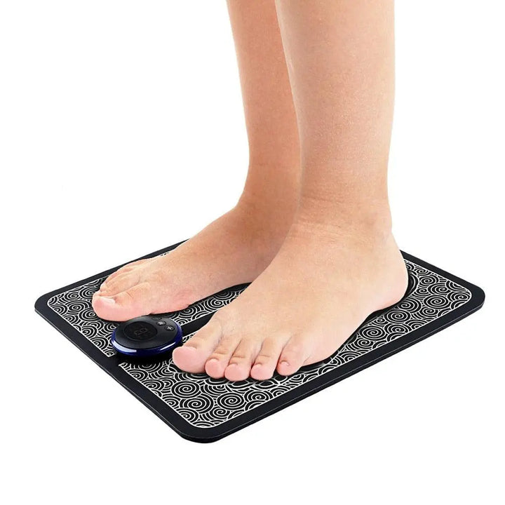 Well DudesEMS Foot MatThe EMS Foot Mat is a targeted stimulation tool designed to improve circulation, reduce pain, and promote better overall wellness for men.This advanced wellness toolWell DudesEMS Foot Mat